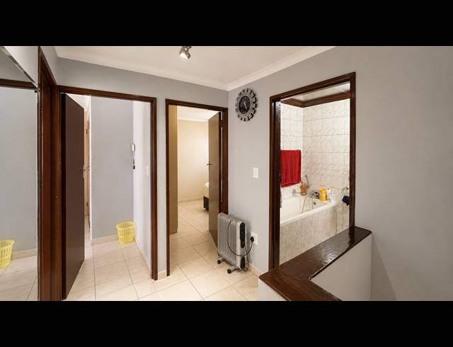 4 BEDROOM HOUSE FOR SALE IN LENASIA